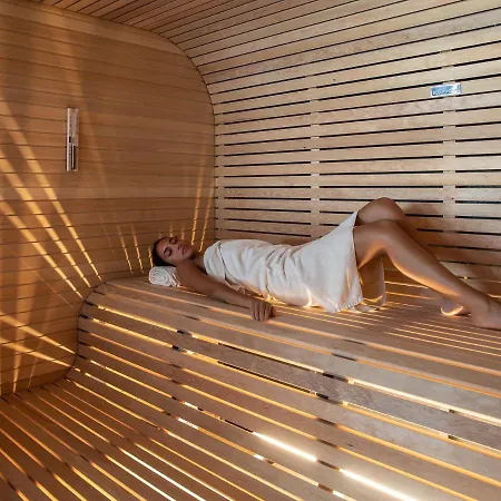 Grand Costa Brada Hotel