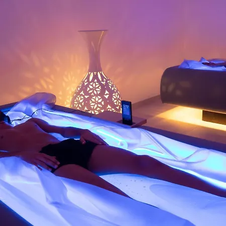 グランド コスタ ブラダ 4*