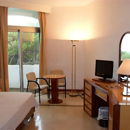 Grand Costa Brada Hotel