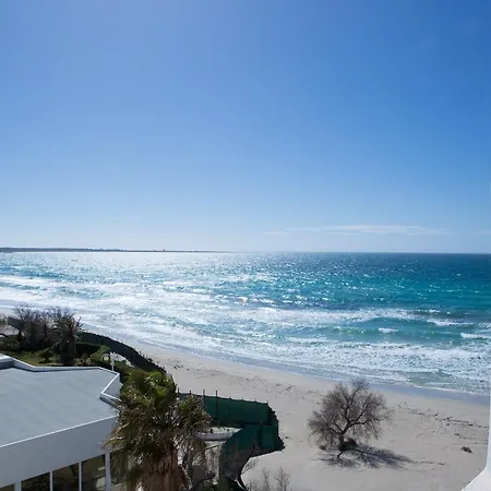 Hotel Grand Costa Brada