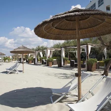 グランド コスタ ブラダ