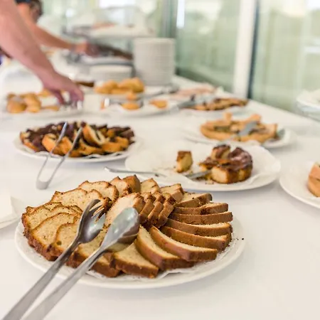 グランド コスタ ブラダ ホテル 4*