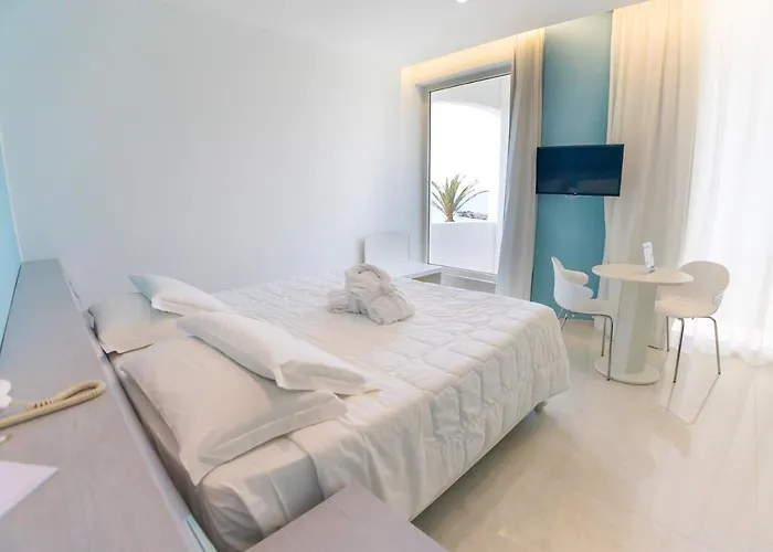 Hotel Grand Costa Brada