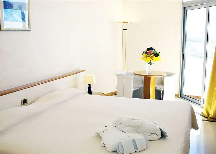 Hotel Grand Costa Brada 4*