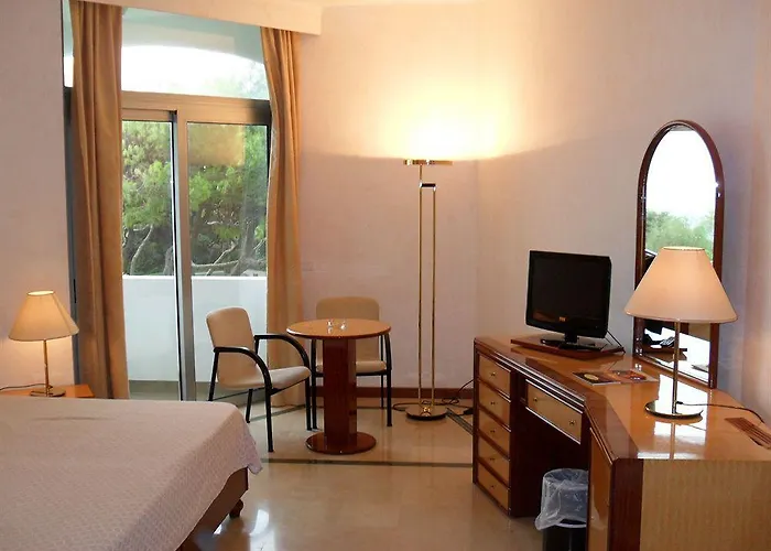 Grand Costa Brada Hotel