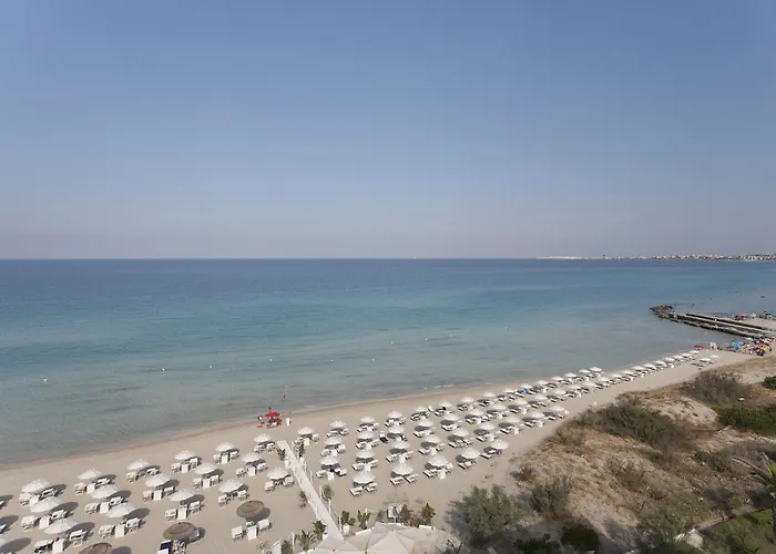 Ξενοδοχείο Grand Costa Brada